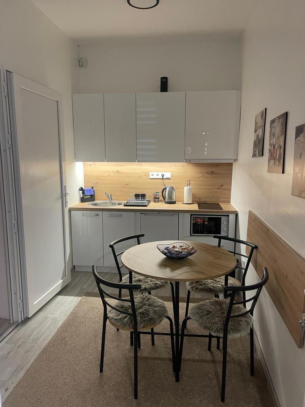 Lily Apartmani SJJ Exterior foto